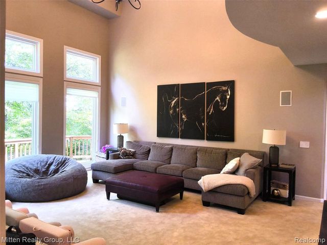 3351 Red Fox Court, West Bloomfield, MI 48324