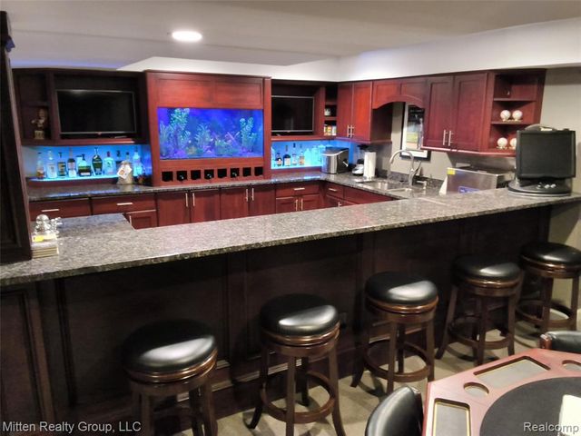 3351 Red Fox Court, West Bloomfield, MI 48324