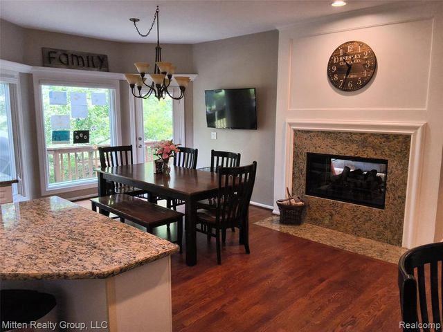3351 Red Fox Court, West Bloomfield, MI 48324