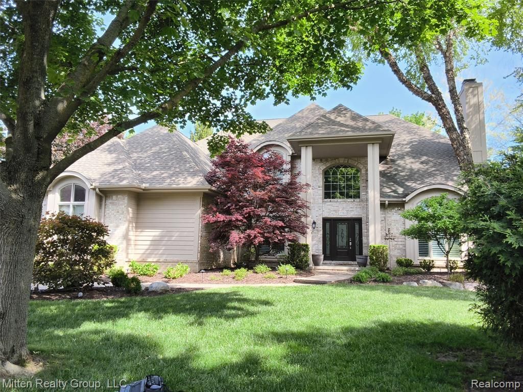 3351 Red Fox Court, West Bloomfield, MI 48324