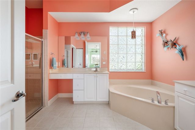 4220 Abington Woods Circle, Vero Beach, FL 32967