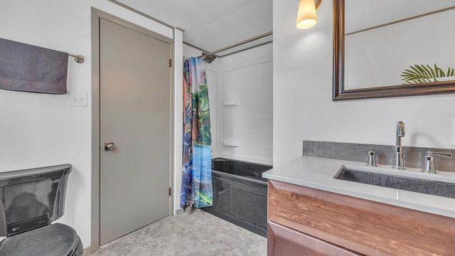 1151 Franklin DRIVE, Cleveland, WI 53015