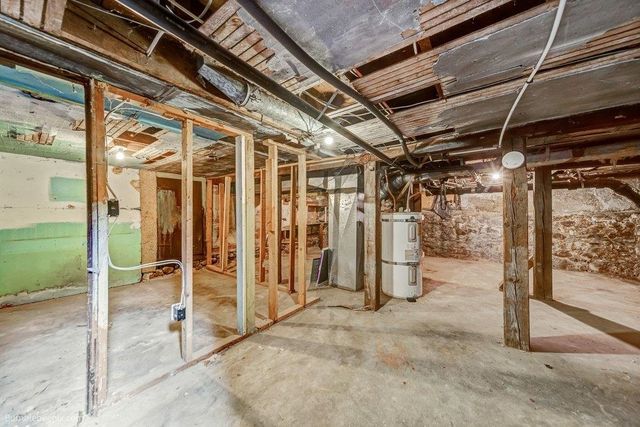 2023 W SHARP Ave, Spokane, WA 99201