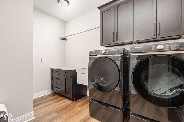 5680 Skylark Drive, Greenwood, IN 46143