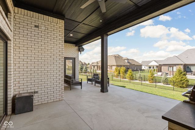 5680 Skylark Drive, Greenwood, IN 46143