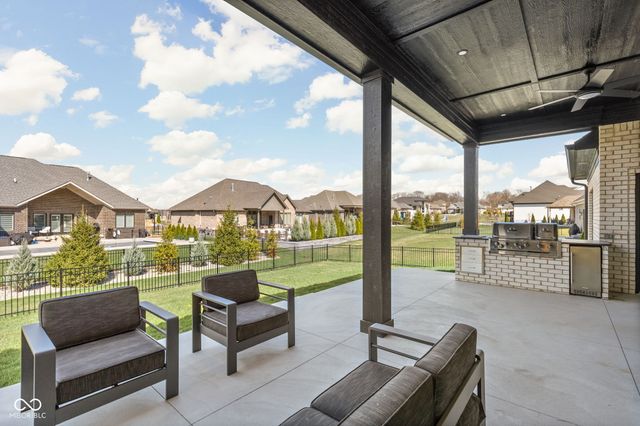 5680 Skylark Drive, Greenwood, IN 46143