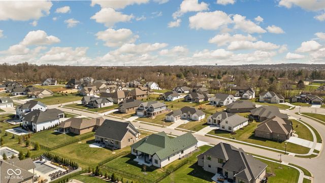 5680 Skylark Drive, Greenwood, IN 46143