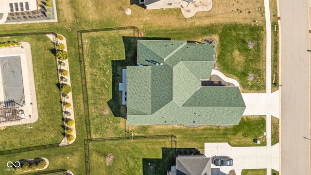 5680 Skylark Drive, Greenwood, IN 46143