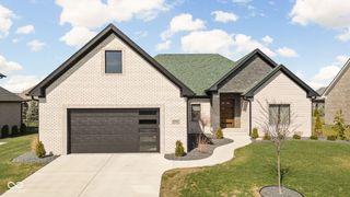 5680 Skylark Drive, Greenwood, IN 46143