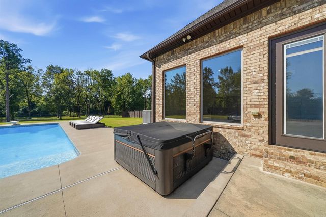 1475 Northwoods Estates Drive, Conway, AR 72032