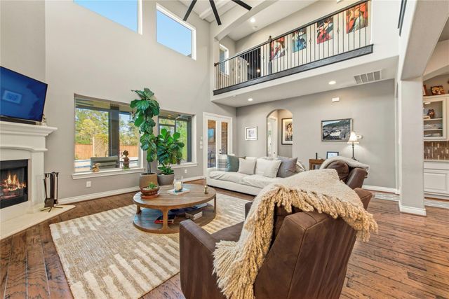 183 Wade Pointe Drive, Montgomery, TX 77316