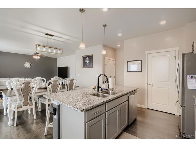 2015 Rosette Pl, Castle Rock, CO 80104