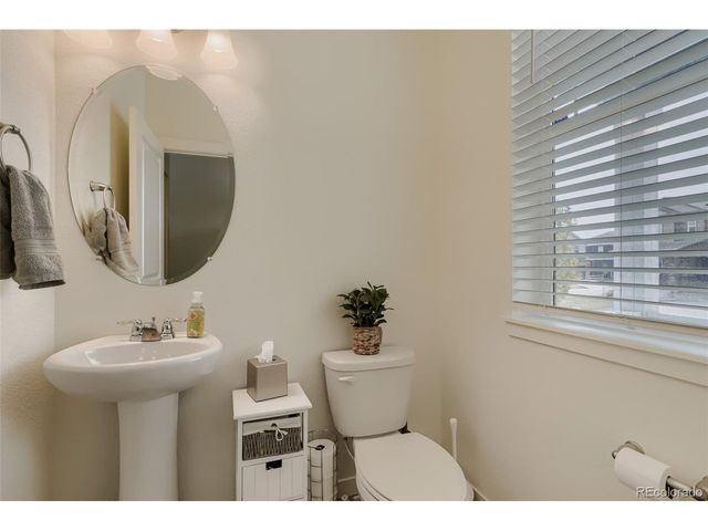 2015 Rosette Pl, Castle Rock, CO 80104