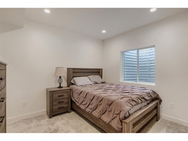 2015 Rosette Pl, Castle Rock, CO 80104