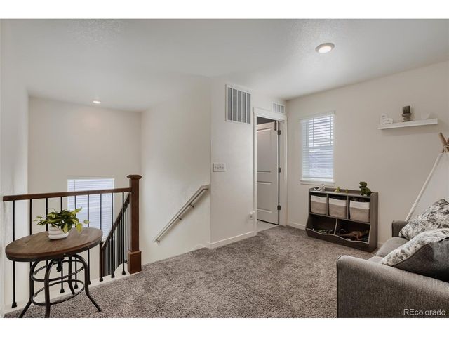 2015 Rosette Pl, Castle Rock, CO 80104