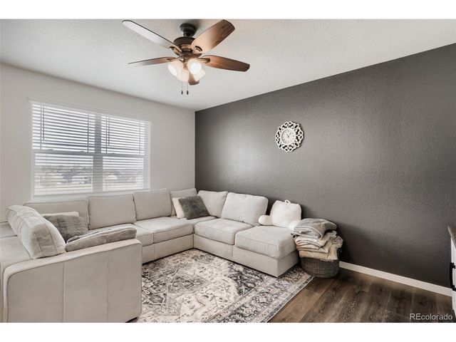 2015 Rosette Pl, Castle Rock, CO 80104