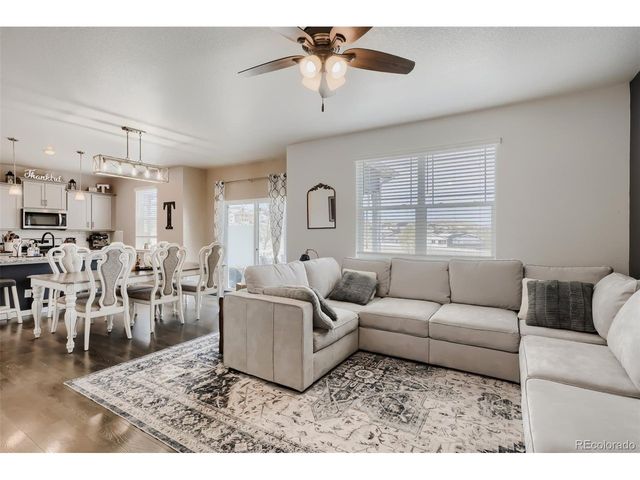 2015 Rosette Pl, Castle Rock, CO 80104