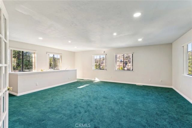 965 Sandalwood Drive, Lake Arrowhead, CA 92352