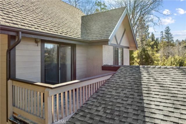 965 Sandalwood Drive, Lake Arrowhead, CA 92352