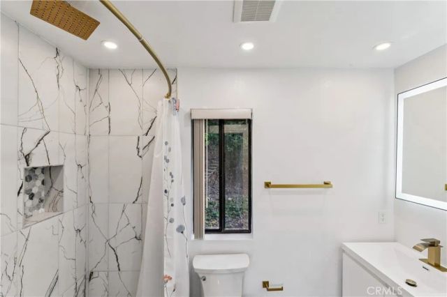 965 Sandalwood Drive, Lake Arrowhead, CA 92352