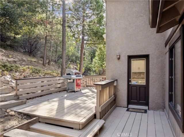 965 Sandalwood Drive, Lake Arrowhead, CA 92352