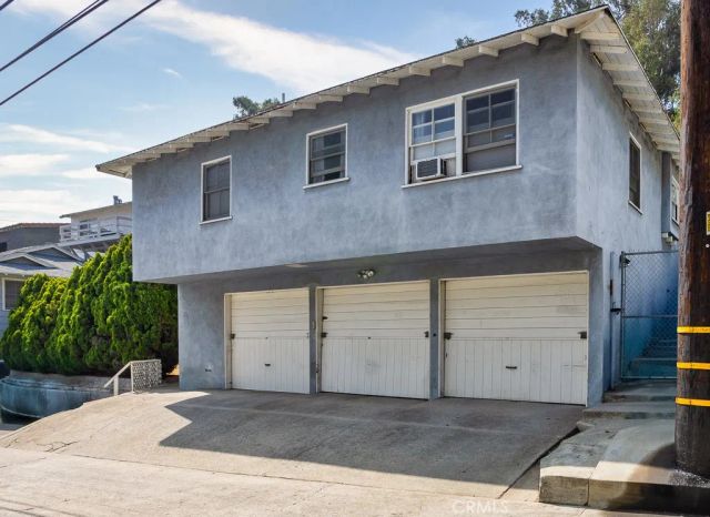 3735 Arbolada, Los Angeles, CA 90027