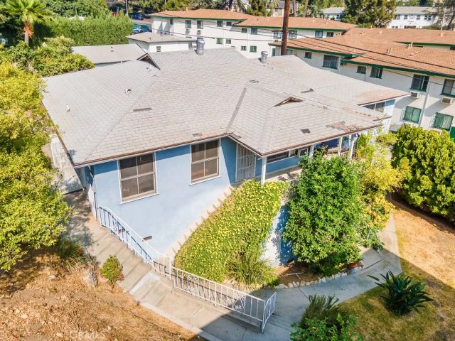 3735 Arbolada, Los Angeles, CA 90027