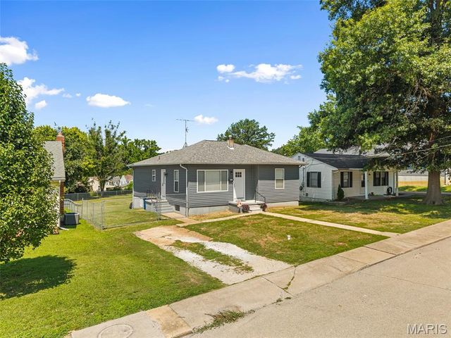 827 Woodrow Avenue, Festus, MO 63028