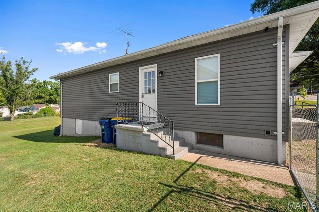 827 Woodrow Avenue, Festus, MO 63028