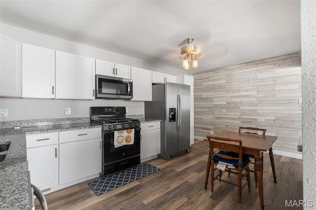 827 Woodrow Avenue, Festus, MO 63028