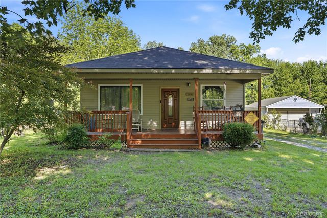 11583 Cape Cod Street, Taylor, MI 48180