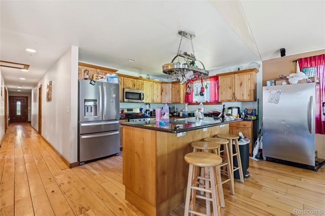 11583 Cape Cod Street, Taylor, MI 48180