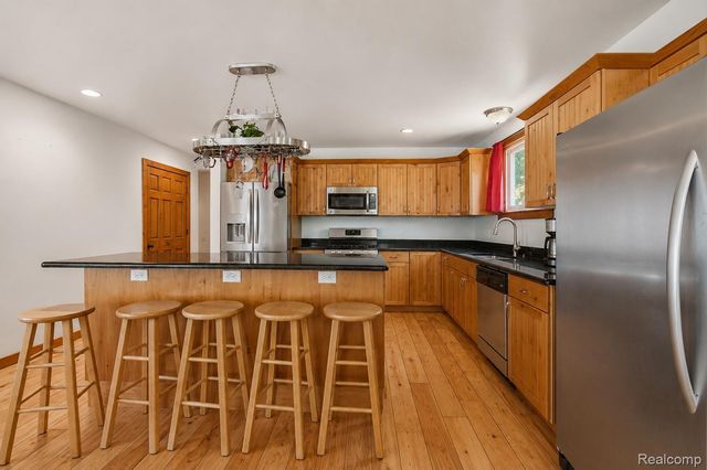 11583 Cape Cod Street, Taylor, MI 48180