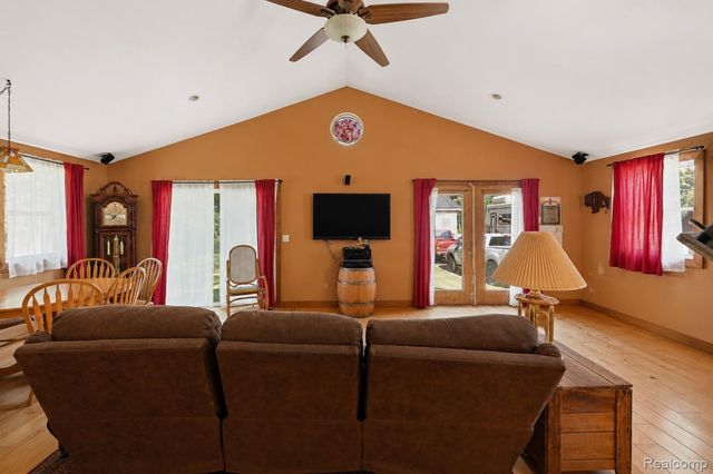 11583 Cape Cod Street, Taylor, MI 48180