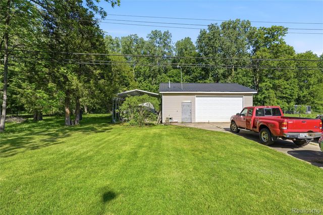 11583 Cape Cod Street, Taylor, MI 48180