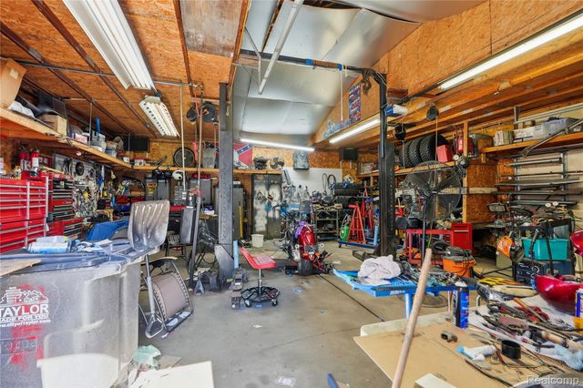 11583 Cape Cod Street, Taylor, MI 48180