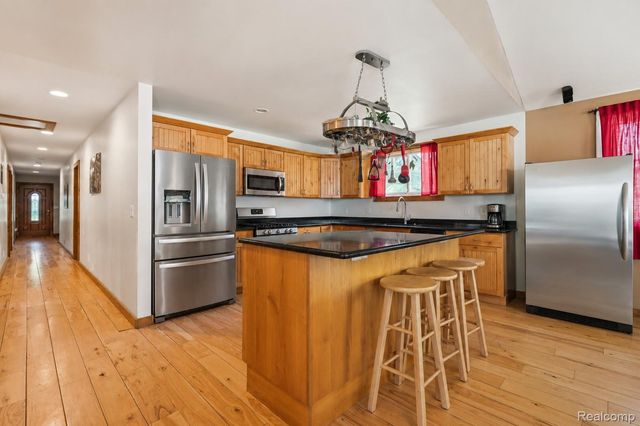 11583 Cape Cod Street, Taylor, MI 48180