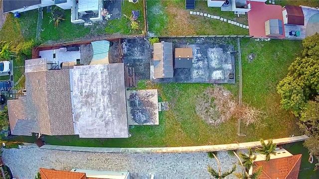 8891 SW 28th St, Miami, FL 33165