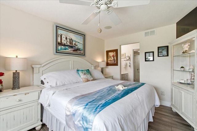 6111 LAKE POINTE DRIVE 202, Orlando, FL 32822