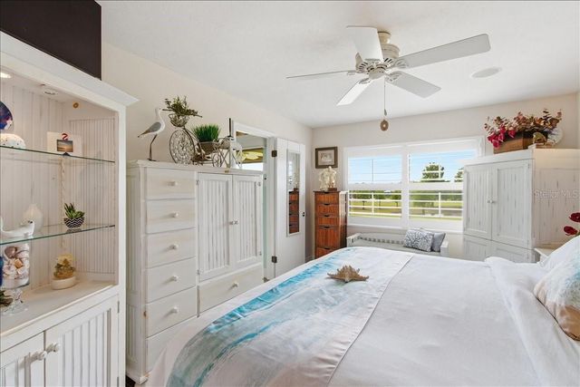 6111 LAKE POINTE DRIVE 202, Orlando, FL 32822