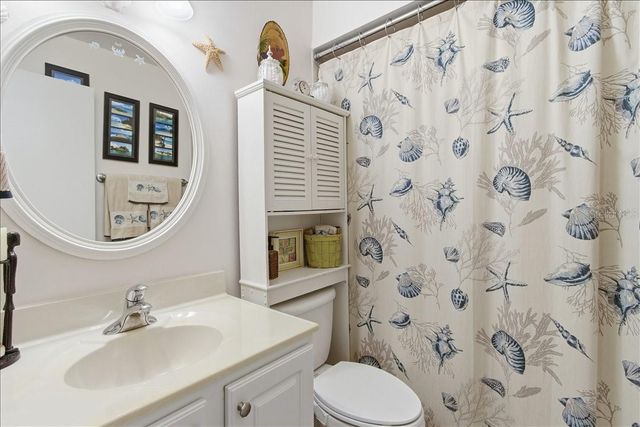 6111 LAKE POINTE DRIVE 202, Orlando, FL 32822