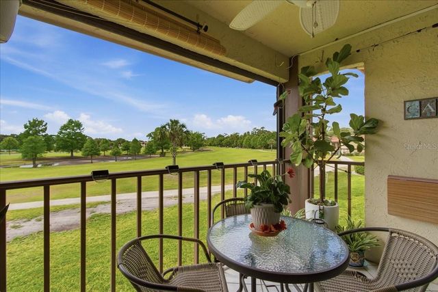 6111 LAKE POINTE DRIVE 202, Orlando, FL 32822