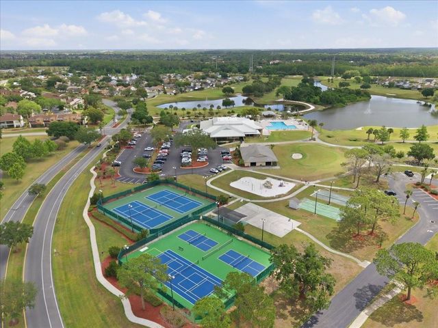 6111 LAKE POINTE DRIVE 202, Orlando, FL 32822