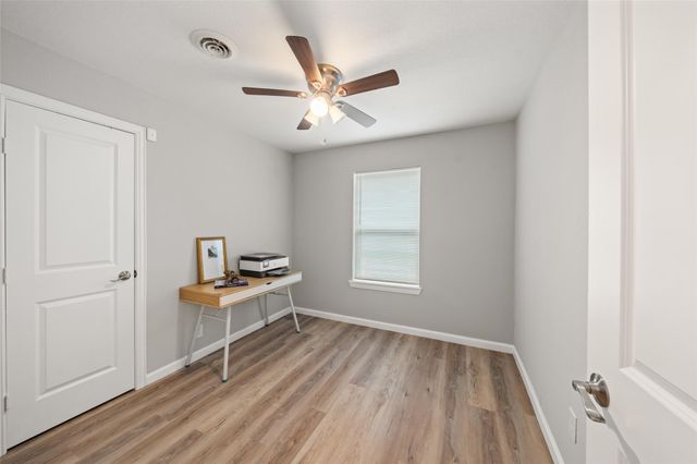 5755 Belvedere Street, Houston, TX 77021