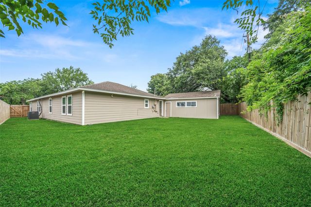 5755 Belvedere Street, Houston, TX 77021