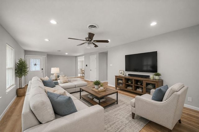 5755 Belvedere Street, Houston, TX 77021