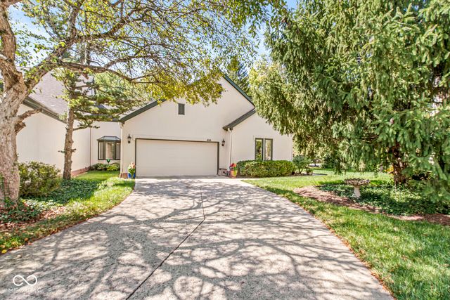 4422 Edinburgh Point, Indianapolis, IN 46228