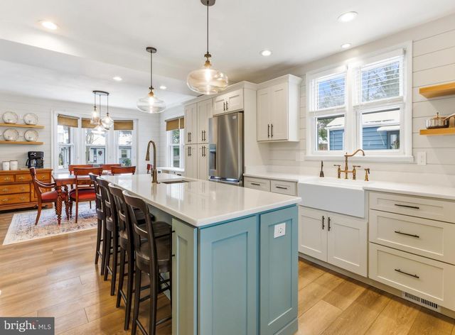 232 EDGEWOOD AVE, Audubon, NJ 08106