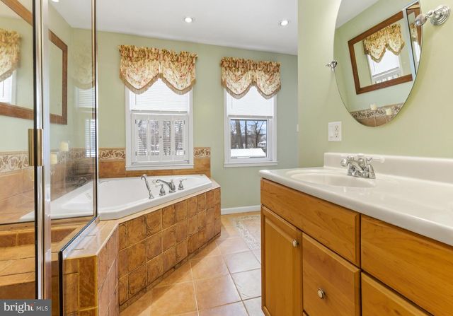 232 EDGEWOOD AVE, Audubon, NJ 08106