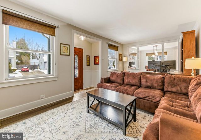 232 EDGEWOOD AVE, Audubon, NJ 08106